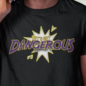 Soyons dangereux ! T-shirt geek / Tenue de dessin animé du samedi matin / Chemise canard / Humour nerd
