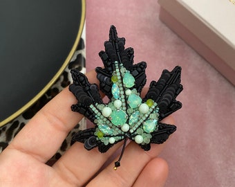 Handmade Autumn’s Leaf , Leaf Brooch , Plant Jewelry, Handmade Gift , Embroidery Jewel , Christmas Gift , Green Leaf Pin