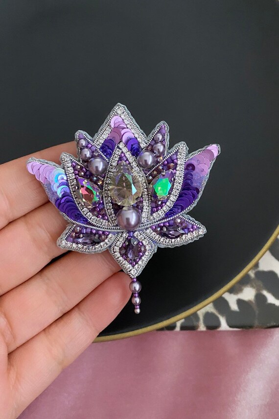Women Flower Brooch Opal Rhinestone Pins Clothing Decoration Dress