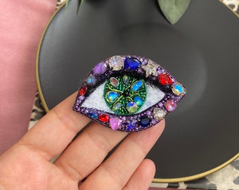 Handmade Evil Eye Brooch,Colorful Green Eyes  Accessory,Swarovski Eye Jewelry Jewellry,Gift For Mom,Personalized Eye Brooch Pin,Eyelash
