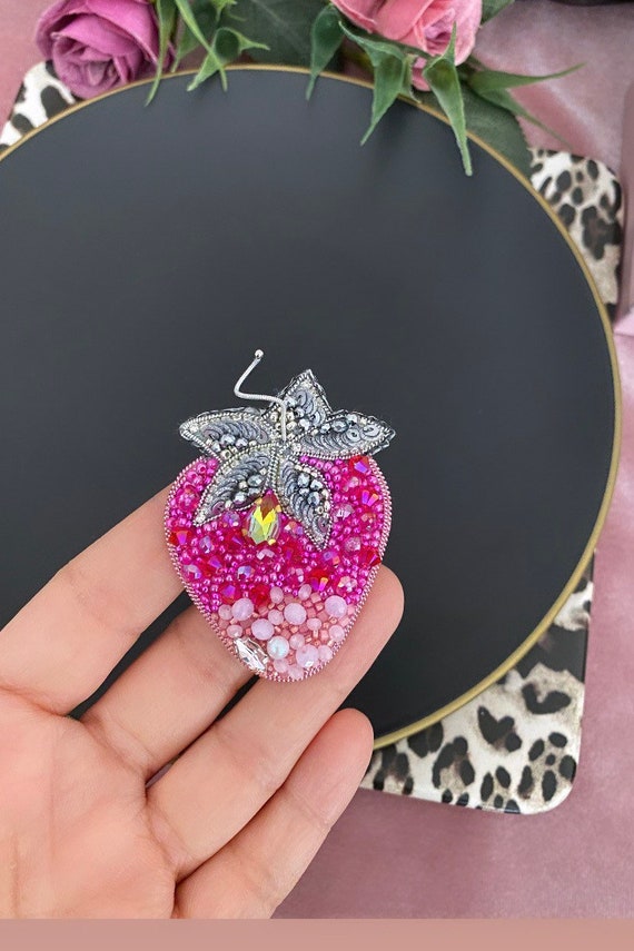 Handmade Strawberry Brooch Beaded Pink Fruit Pin Customized - Etsy