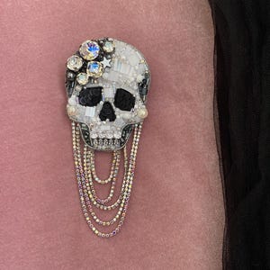 Embroidered Skull Brooch, Handmade Scary Gothic Pin, Gift For Men, Beaded Swarovski Ornament, Silver Crystal Skull Jewelry, Silver Skull