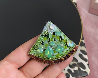Handmade Beaded Kiwi Brooch: Embroidered Fruit Pin