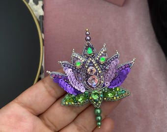 Embroidered Lotus Flower, Handmade Lily Brooch,Crafted Giftboxed, Silver Color Fleur De Lis, Gift For Woman,Swarovski Pin , Rose Jewellry