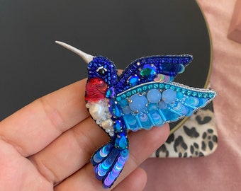 Colorful Hummingbird Brooch, Beaded Bird Pin, Handmade Jewelry, Embroidered Pin, Blue Bird Jewellry, Hummingbird Gift Ornament