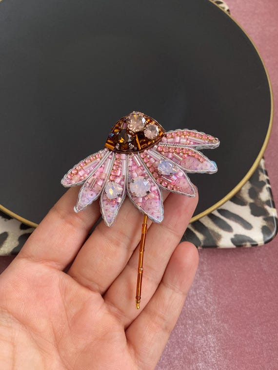 Flower Brooch Brooch Designer Brands Pink Daisy Brooch