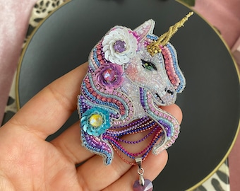 Unicorn Brooch , Handmade Unicorn , Unicorn Jewelry , Beaded Brooch, Colorful Unicorn, Christmas Gift, Gift For Young Girls, Embroidered