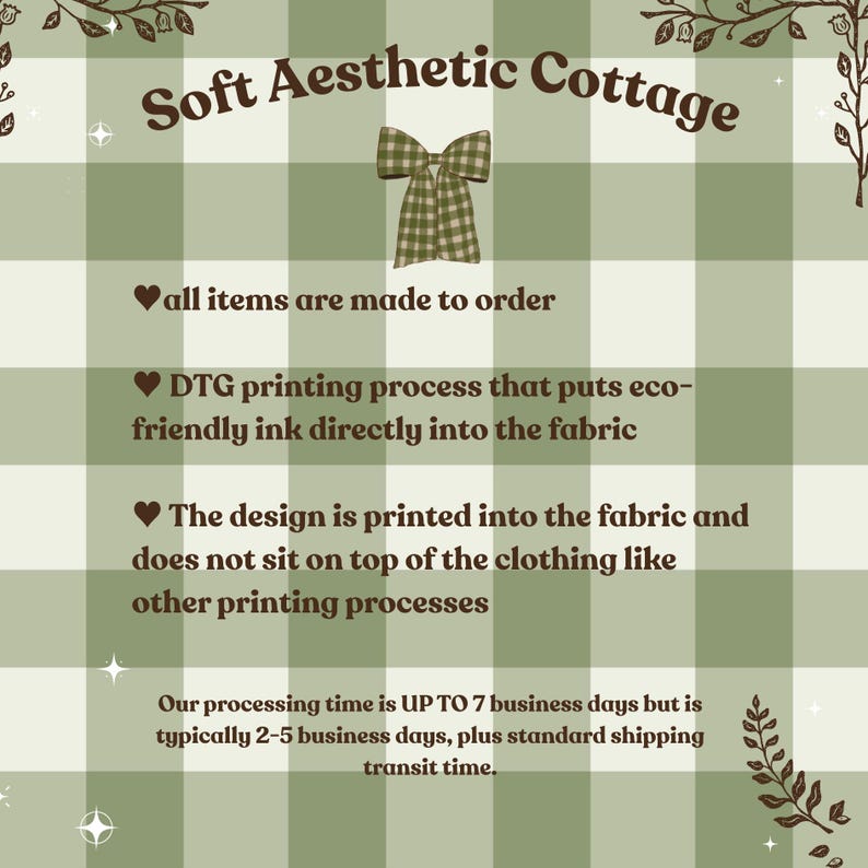 Puede incluir: Un fondo a cuadros verde y blanco con texto marr&oacute;n que dice "Soft Aesthetic Cottage". El texto est&aacute; rodeado de ilustraciones florales marrones. El texto "all items are made to order" tambi&eacute;n est&aacute; incluido.