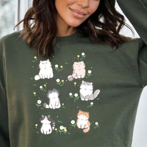 Sudadera con estampado de gato y flores de primavera / Sudadera acogedora y caprichosa / Estética Fairycore