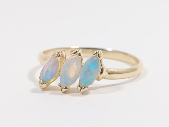 Vintage 14k Gold Triple Jelly Opal Ring - image 1
