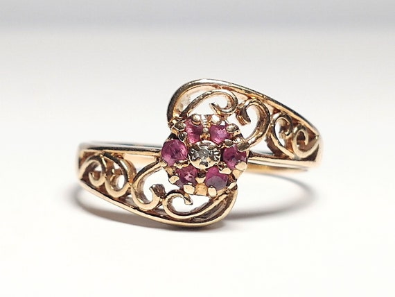 Vintage 10k Yellow Gold Ruby Flower Filigree Ring… - image 1