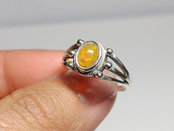 Vintage Sterling Silver Openwork Fire Opal Ring - image 2