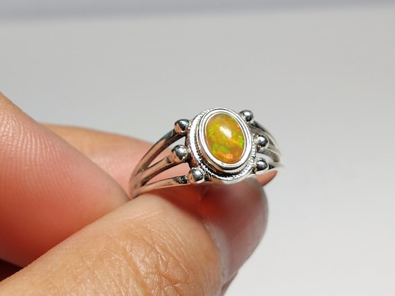 Vintage Sterling Silver Openwork Fire Opal Ring - image 1