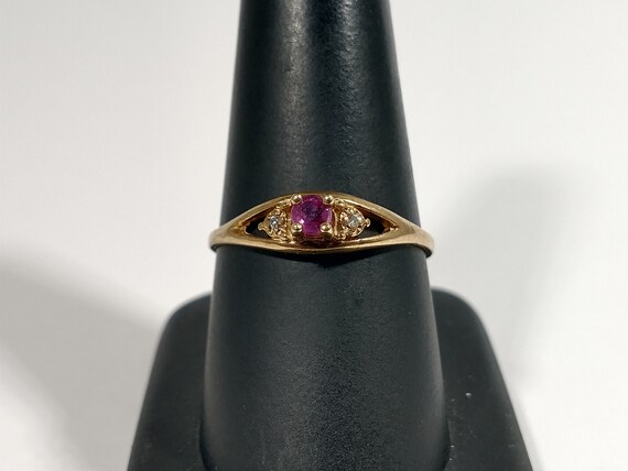 Vintage 10k Gold Ring with Ruby and Diamonds - image 6