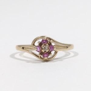 Vintage 10k Yellow Gold Ruby Ring with Diamond Center