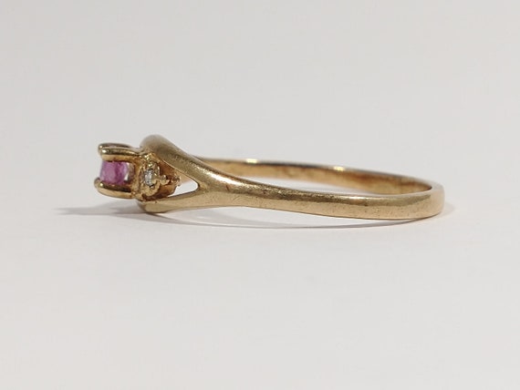 Vintage 10k Gold Ring with Ruby and Diamonds - image 4