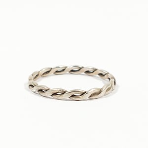 Vintage Sterling Silver Twisted Vine Ring