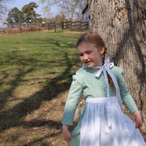 Girls&#39; Size 4 Pioneer Costume Ensemble