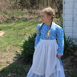 Girls&#39; Size 6 Pioneer Costume Ensemble