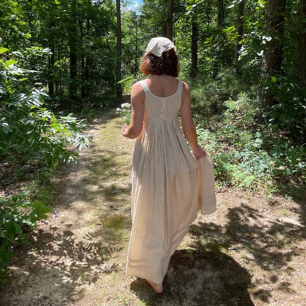 Women's Small Regency Linen Shift