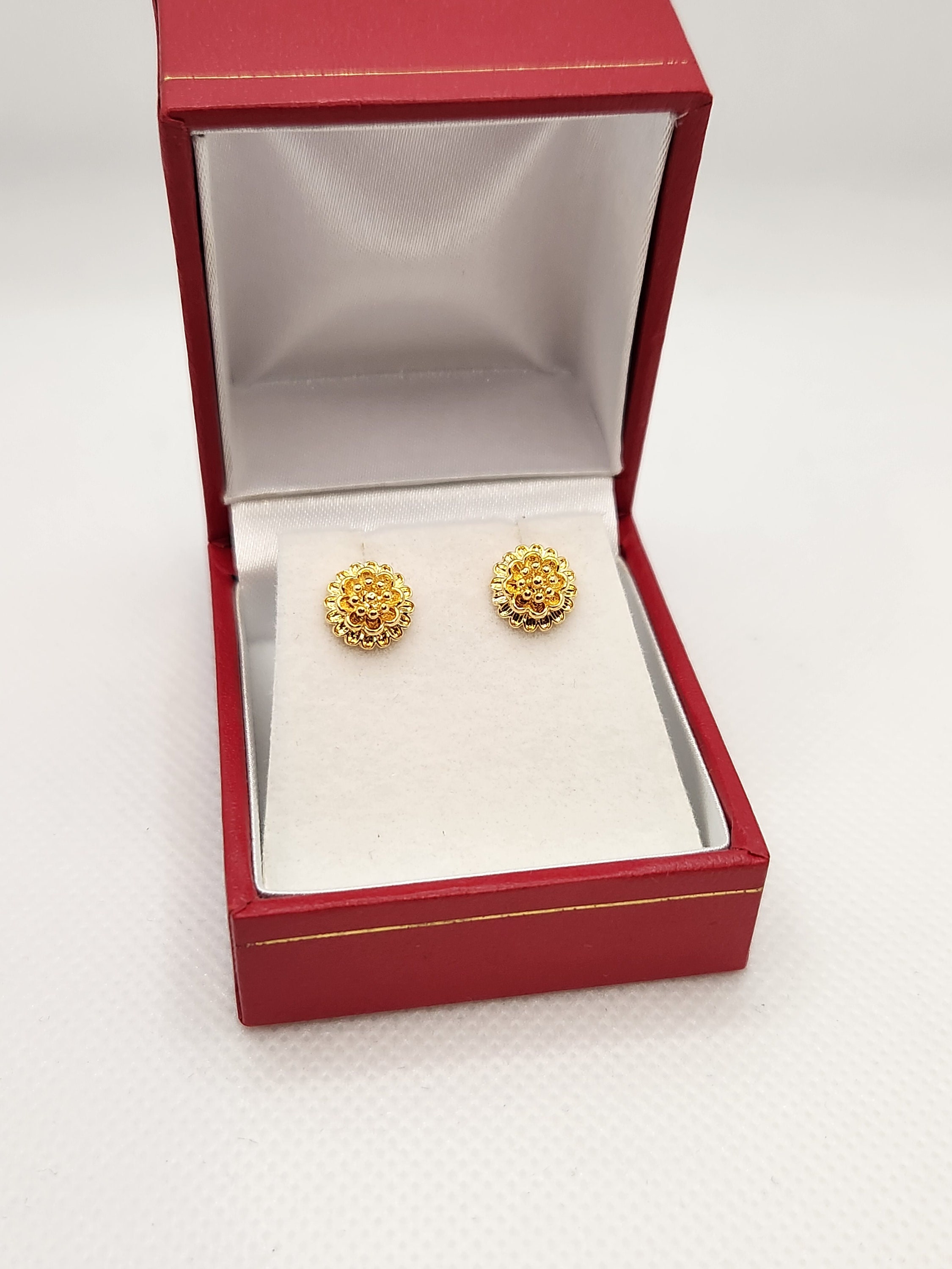 21K Gold Double C Stud Earrings – Hulberry