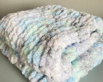 Manta de bebé de punto grueso / Regalo para baby shower de chenilla suave hecha a mano