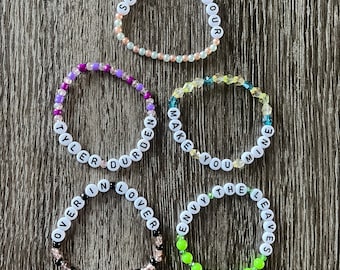 Madison Beer bracelet pack | friendship bracelets for trading at concerts