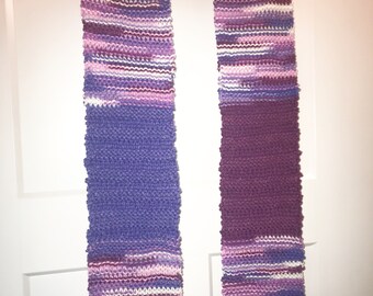 Handgefertigter gestrickter lila Schal | Winter Mode Accessoire