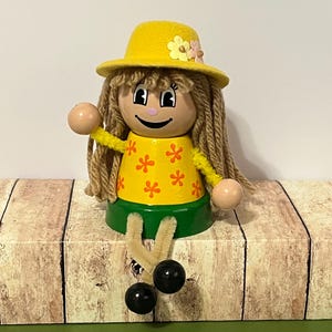 Flowerpot shelf sitter, Spring/Summer decor, Terra cotta pot girl