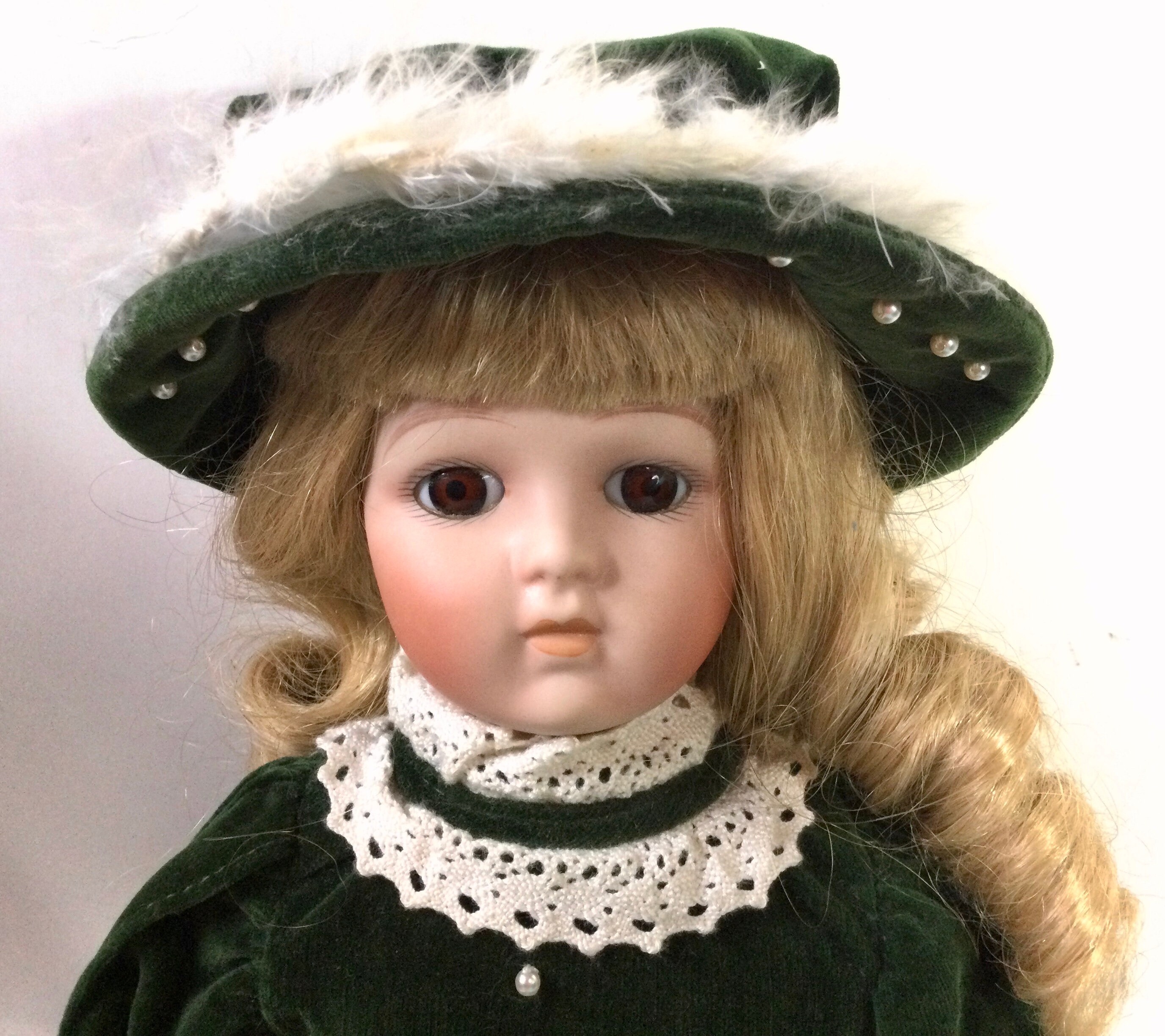 RARE 20 Inch Limited Edition House of Global Art. Victoria Ashlea