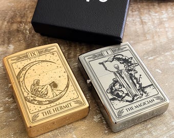 Encendedor Zippo personalizado con grabado láser: diseño de cartas del tarot / Mensaje personalizado / Hecho en EE. UU.