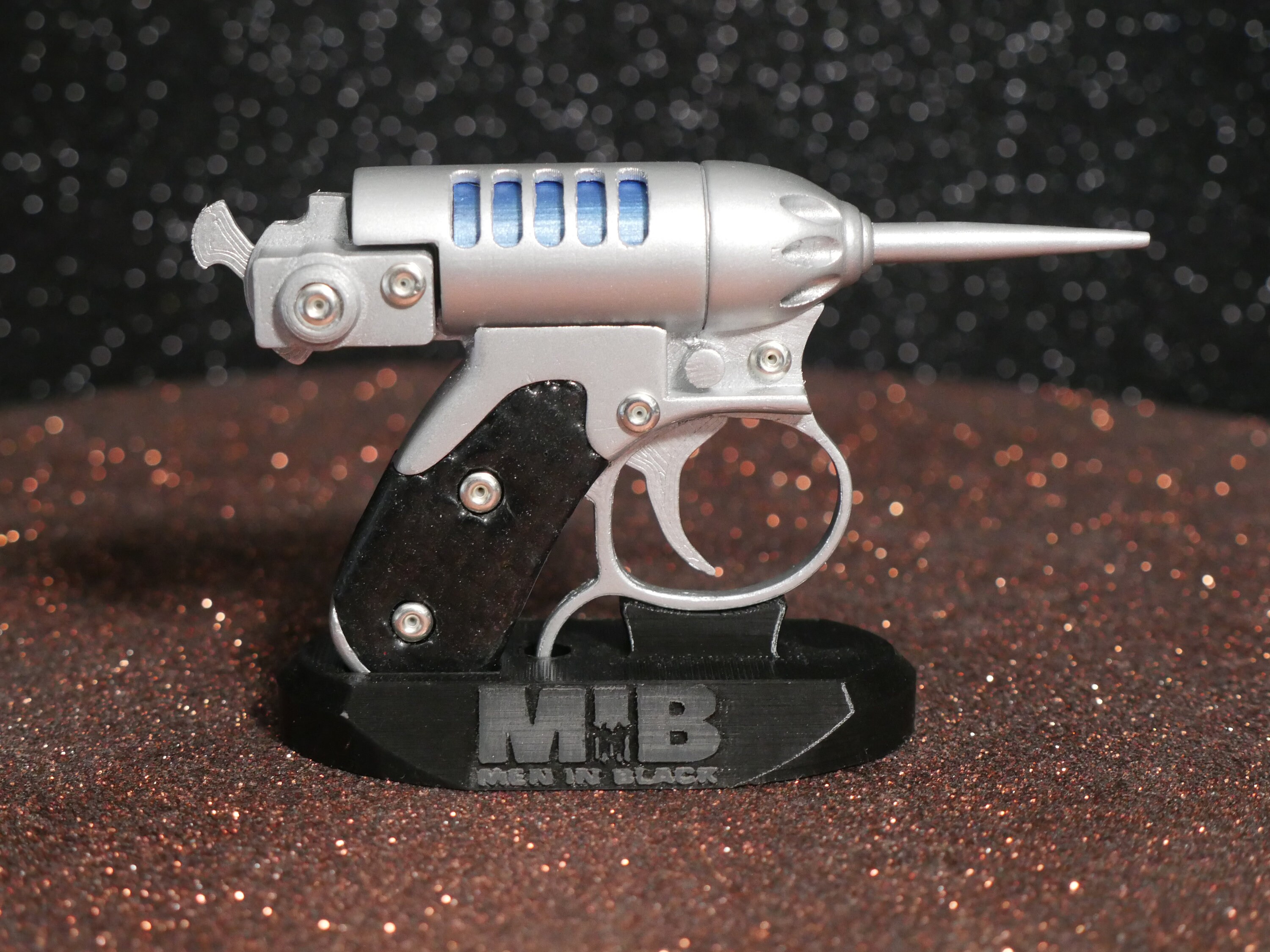 メン・イン・ブラック/ノイジークリケット MIB メン・イン・ブラック ノイジー・クリケット 1/1スケール