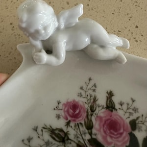 Vintage Italian Cherubs candy dish/ soap dish. Vintage trinket dish/ jewelry dish