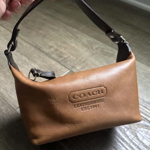 Coach est 1941 - Etsy 日本