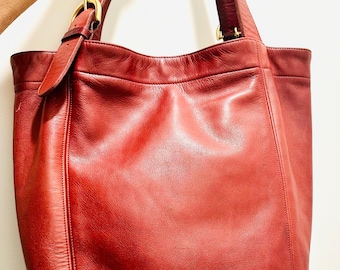 バッグ Vintage Coach Soho Red Signature Bag s-l400.jpg