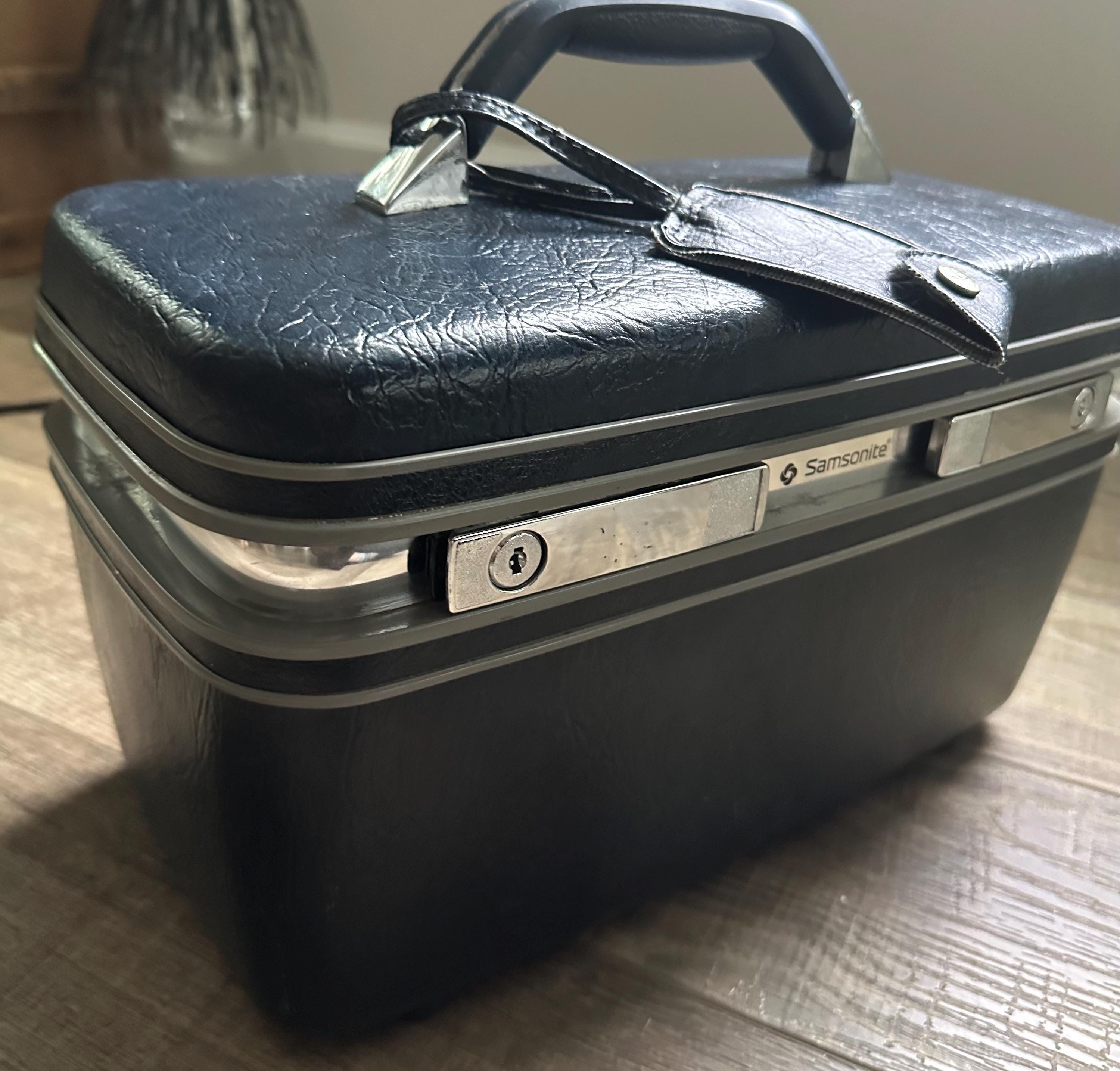 Samsonite train case - Etsy 日本