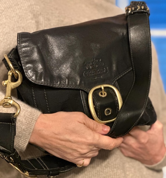 バッグ Vintage Coach Flap Lether Shoulderbag Authentic COACH Vintage Small Flap Shoulder Bag Black GUC