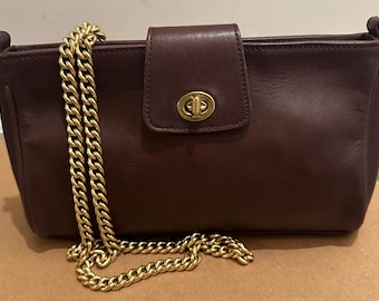 Vintage Coach Penelope Black Leather Demi Turn-lock Crossbody Bag