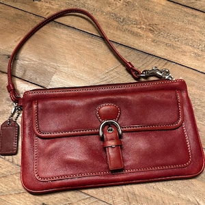 Vintage coach soho wristlet/ pouch wallet in red