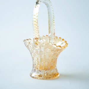 Beautiful Vintage Glossy Gold Glass Bride&#39;s Basket Vase