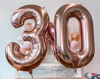 DECORAMI "Heliumballon-Geschenk" 2 XXL-Zahlenballons Roségold (bereits mit Helium gefüllt!)