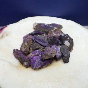 12 to 20 grams All Natural Purpurite Crystals from Namibia, Africa No Acid or Post Mining Alterations on these great pieces