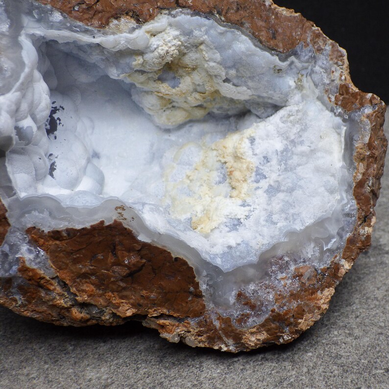 Great Botryoidal Chalcedony Geode From Mexico Great UV Mineral Specimen ...