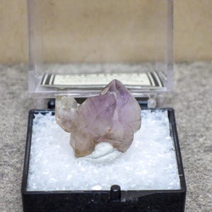 Beautiful Amethyst Crystal Cluster North Carolina The Miracle Pocket Amethyst Specimen