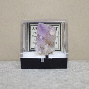 Amethyst Crystal Cluster North Carolina The Miracle Pocket Amethyst Specimen