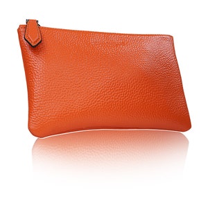 Oranje lederen etui voor pennen als cadeau voor vader, moeder, vriend of als klein make-uptasje