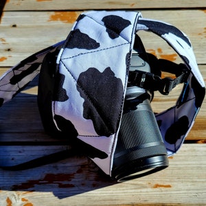 Camera Strap Cow Print Pattern - Great Gift for a Photographer