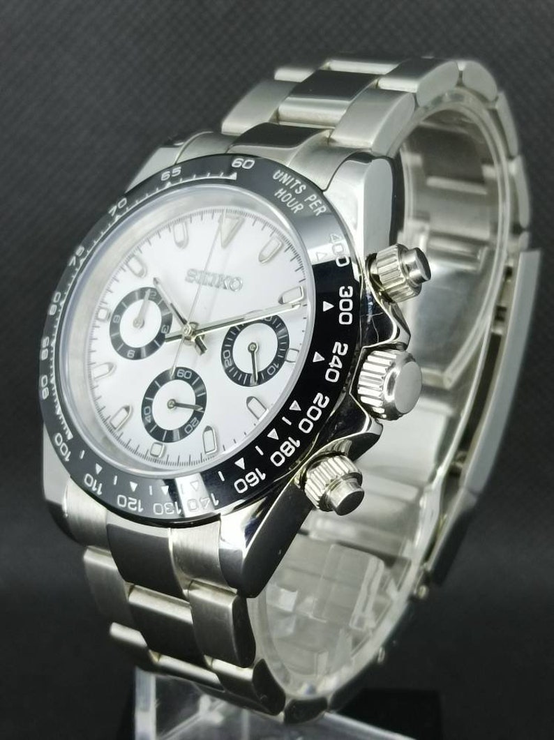 seiko panda chronograph quartz