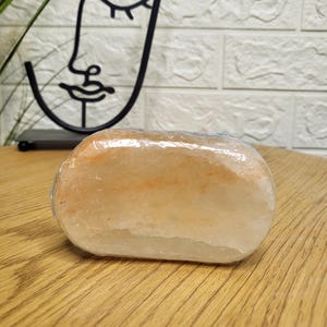 Desodorante de sal del Himalaya, antitranspirante mineral natural en barra, refrescante corporal de piedra pura para un estilo de vida activo, eliminador de olores de larga duración.