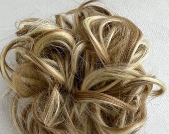 Messy Bun Hairpiece Scrunchie-Curly Bun Synthetic Hair Bun-Chignon Hair Bun extension Updo Maker Wig Ponytail